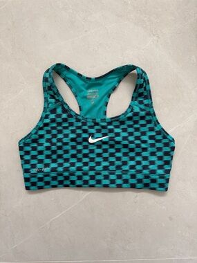 Nike pro Fierce Sports Bra